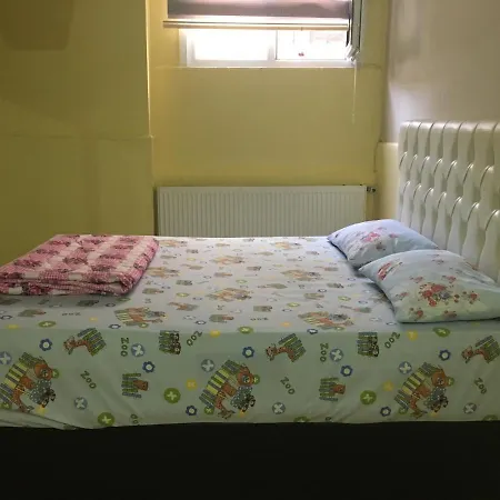 Quiet, Spaces, Big, Cool For Rent Διαμέρισμα