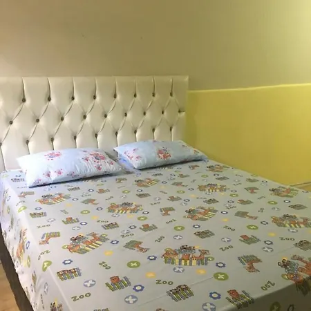 Quiet, Spaces, Big, Cool For Rent Διαμέρισμα