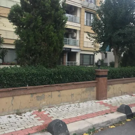 Διαμέρισμα Quiet, Spaces, Big, Cool For Rent